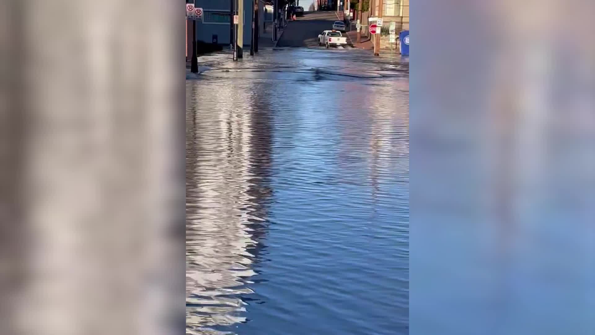 Water main break floods streets near VCU campus – WRIC ABC 8News