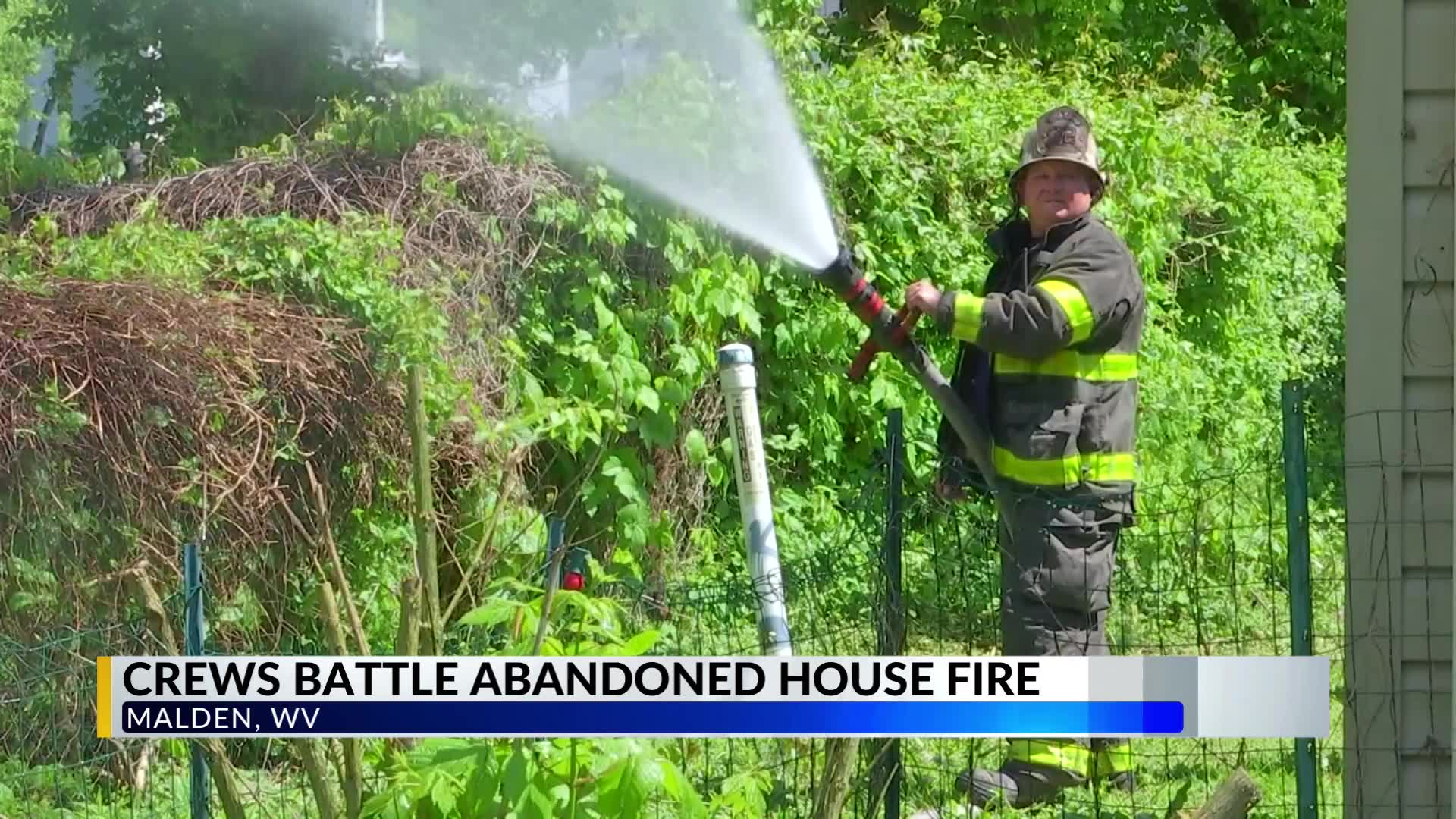 Crews battling abandoned house fire in Malden – WOWK 13 News