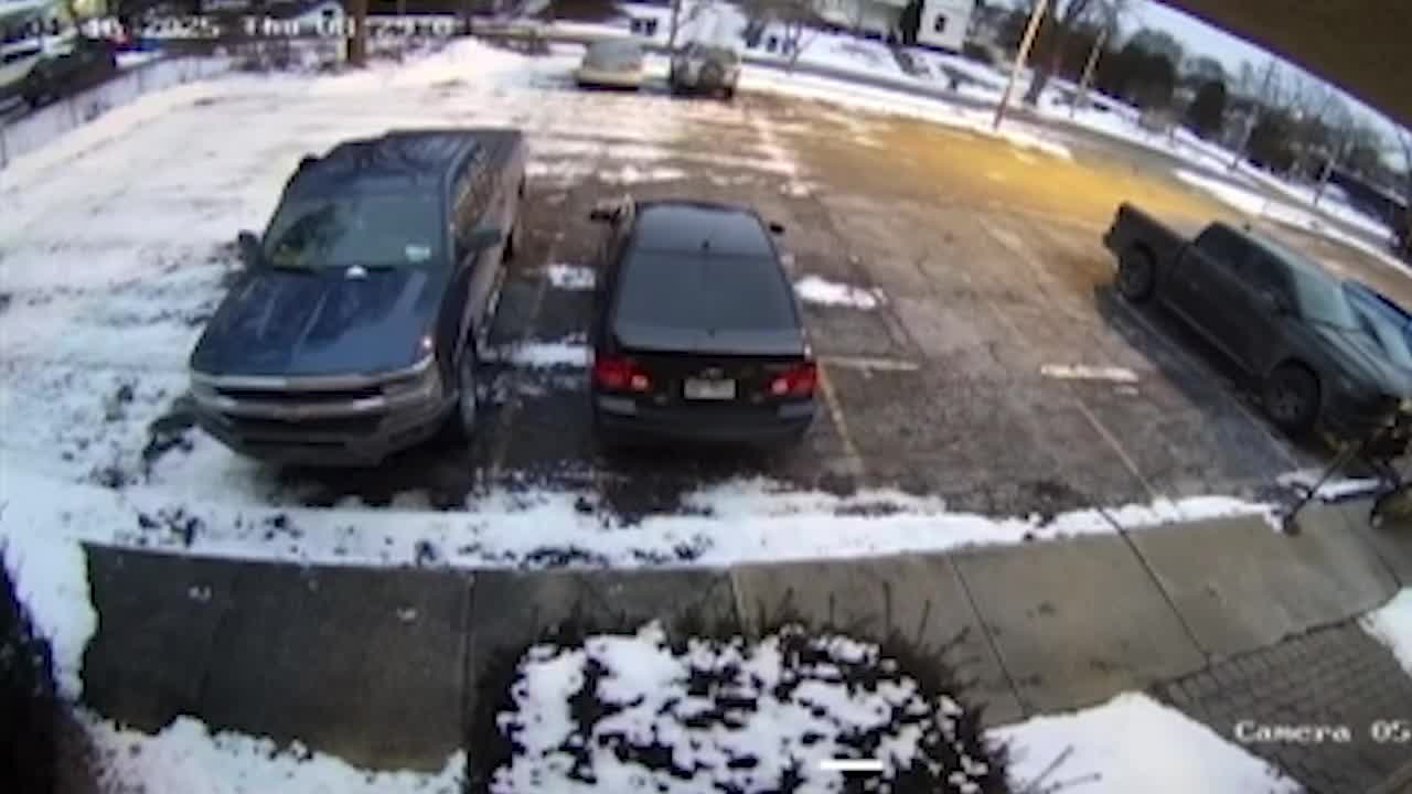WATCH: RPD searching for suspects in car break-ins – RochesterFirst