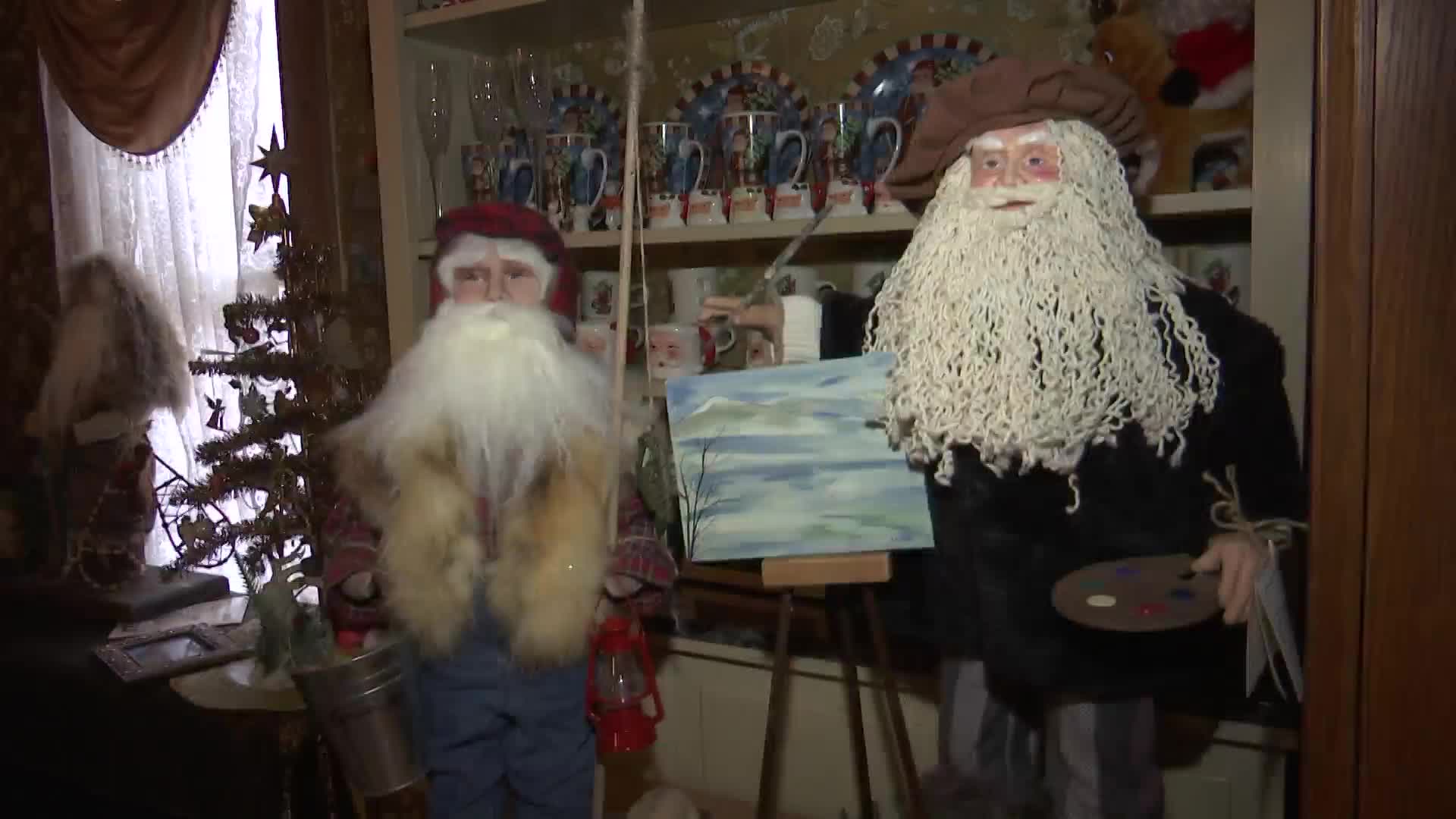 Unique Santa Unique Santa dolls on display at Freeport’s Santa Fest – MyStateline ...