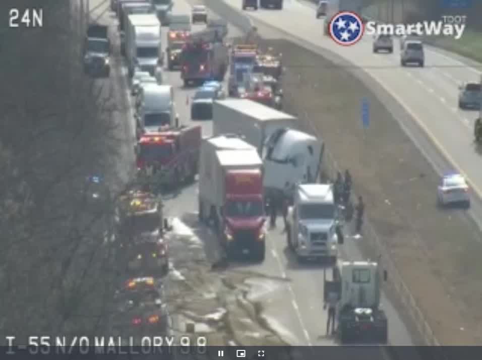 Lanes closed on I-55 after multi-vehicle crash – WREG.com